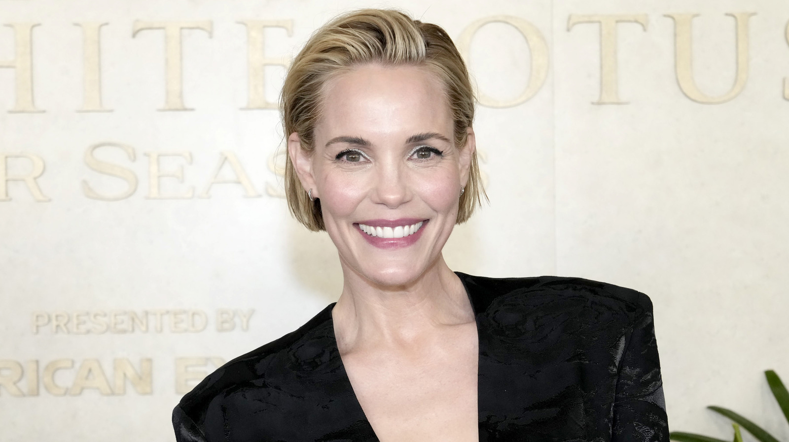 萊斯利·比布（Leslie Bibb）的鮑勃（Bob）是夏天的完美短髮外觀